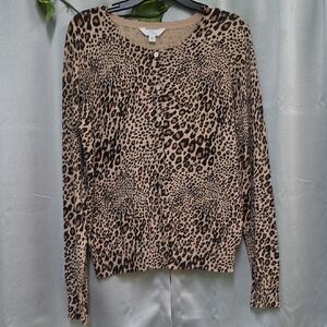 Time and Tru Leopard Print Button Down Shirt
